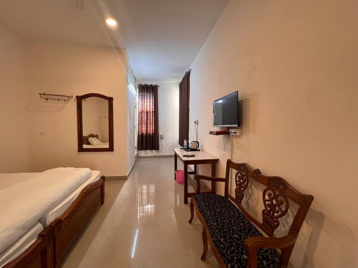 The Patel Stadium Hotel 1 Km From Bus Stand And 2 Km From Railway Station Ajmer Bagian luar foto